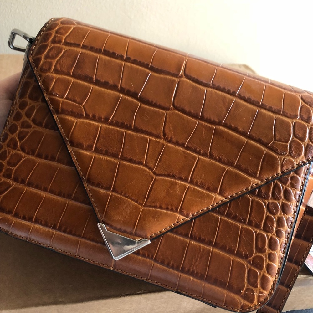 💖❗️Alexander Wang Prisma crossbody❗️💖